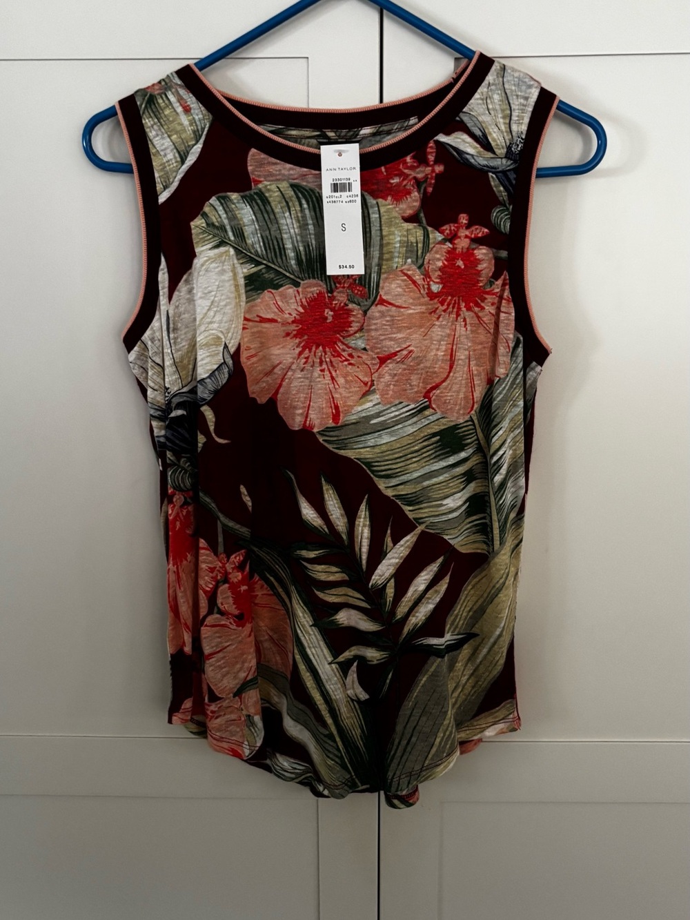 NWT Ann Taylor Burgundy Floral Sleeveless Tank with Coral Blooms